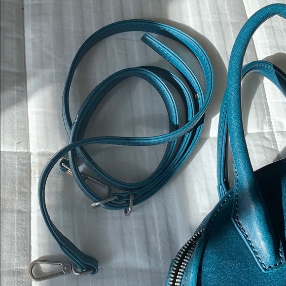 COPY - Circle purse - Picture 2 of 5